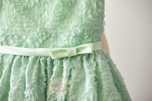 Load image into Gallery viewer, Rosette Dress